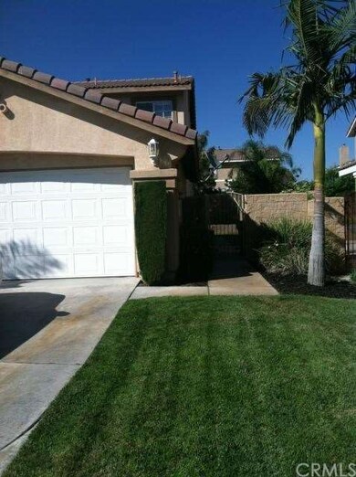 Side yard/Backyard entrance