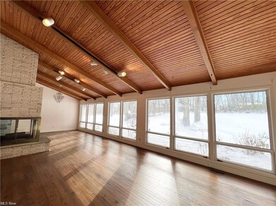 Just LOVE those Beam Wood Ceilings!