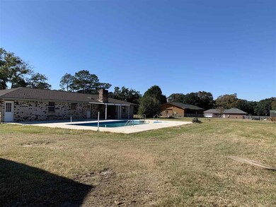 526 Bocage Rd, Cantonment, FL 32533 - photo 6