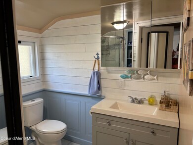 1223 N 1st St, Coeur D Alene, ID 83814 - photo 6