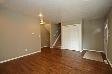 Living Room (4)