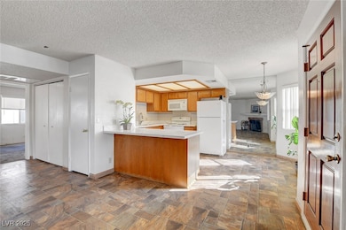 913 Sulphur Springs Ln unit 202, Las Vegas, NV 89128 - photo 6