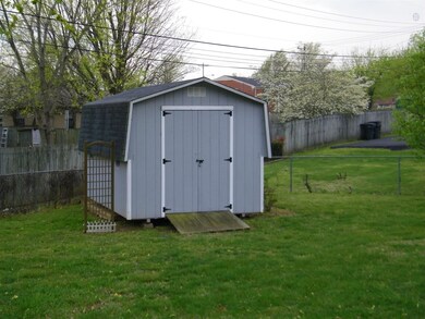 4013 Mcintire Dr, Columbia, TN 38401 - photo 3