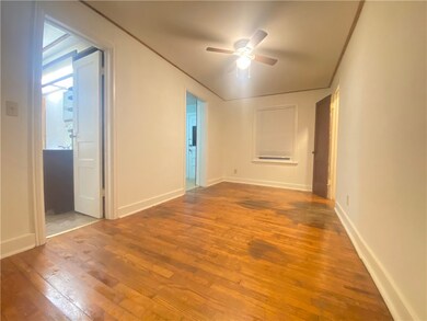 410 E Huntsville Rd unit B, Fayetteville, AR 72701 - photo 5