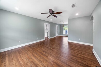 1828 Knob Hill Dr, Tyler, TX 75701 - photo 5