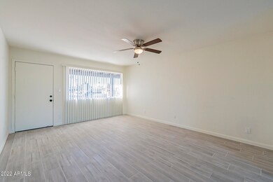 3547 W Lawrence Ln, Phoenix, AZ 85051 - photo 6