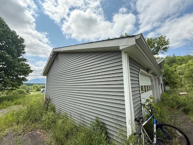 854 Vermont 108, Cambridge, VT 05464 - photo 3