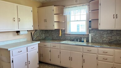 1808 S Manhattan Ave, Muncie, IN 47302 - photo 5