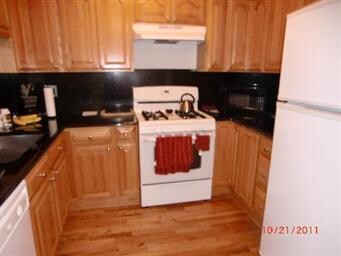 1923 Ozark Pkwy, Algonquin, IL 60102 - photo 6