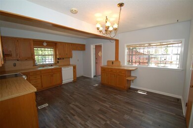 908 W Heron St, Denison, TX 75020 - photo 6