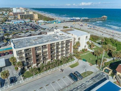 5300 Ocean Beach -35