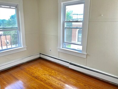 80 Main St unit 3, Amesbury, MA 01913 - photo 3