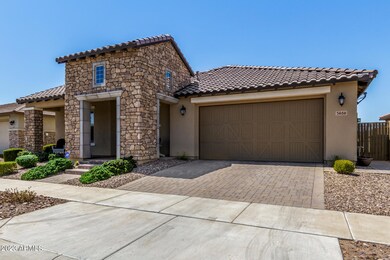 3-Car Garage