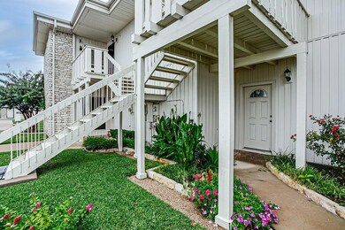 4207 Fairway Dr unit 2, Granbury, TX 76049 - photo 7