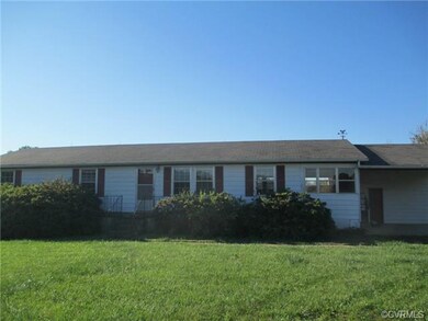 14151 Genito Rd, Amelia Court House, VA 23002 - photo 2