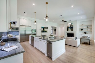 8517 Panatella Dr, Houston, TX 77055 - photo 4