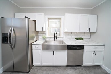 2828 Des Moines St, Des Moines, IA 50317 - photo 4