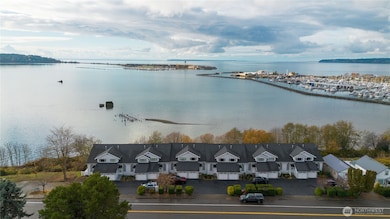 1055 Peace Portal Dr unit 7, Blaine, WA 98230 - photo 2