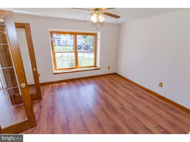 904 Muscovy Ct, Mullica Hill, NJ 08062 - photo 5