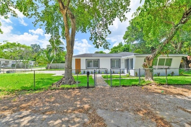 16200 NE 3rd Ave unit A, Miami, FL 33162 - photo 2