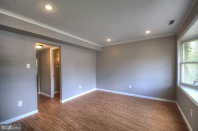 1127 President St, Annapolis, MD 21403 - photo 4