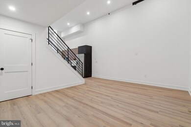 808 N 3rd St unit 19, Philadelphia, PA 19123 - photo 3