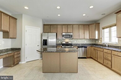 6725 Caleb Dorsey Square, Elkridge, MD 21075 - photo 5