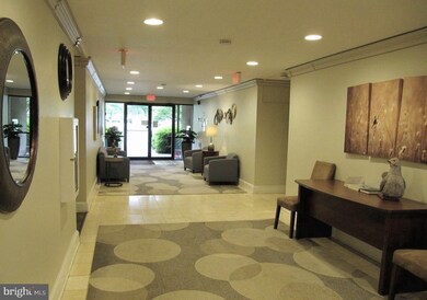 Treebrooke unit 104, Oakton, VA 22124 - photo 3