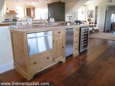 Wet bar