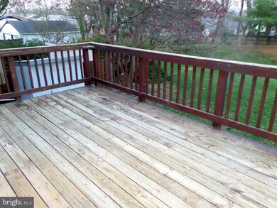 404 Shannon Ct, Frederick, MD 21701 - photo 5