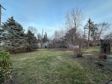 3231 Fairlawn Dr, Columbus, IN 47203 - photo 3