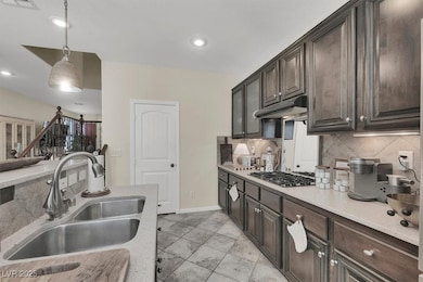 10737 Bayview House Ave, Las Vegas, NV 89166 - photo 4