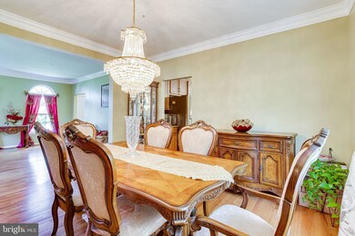 10101 Glenndale Oaks Way, Glenn Dale, MD 20769 - photo 6