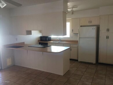 5733 W Holly St, Phoenix, AZ 85035 - photo 3