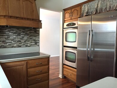 1178 Pine St, Batavia, IL 60510 - photo 4