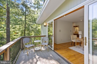 1908 Windmill Ln, Alexandria, VA 22307 - photo 5