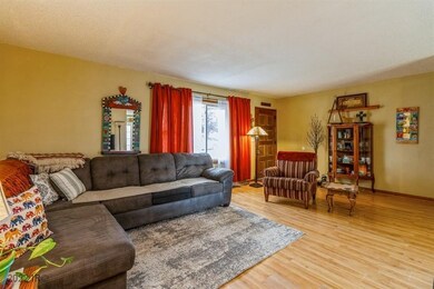 4211 SE 12th St, Des Moines, IA 50315 - photo 5