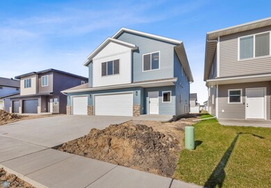 7347 Madelyn Ln S, Fargo, ND 58104 - photo 2