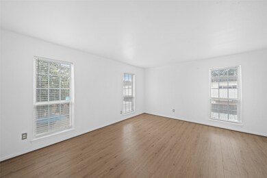 Living Room - view 2