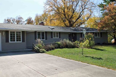 2523 Loma St, Cedar Falls, IA 50613 - photo 2