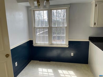 688 Victorian Ct, Charlottesville, VA 22901 - photo 7