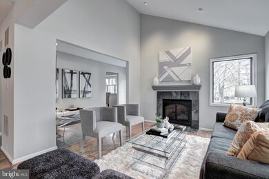 5511 Westcliff Ct, Burke, VA 22015 - photo 4