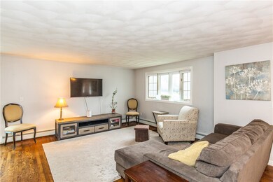 2 Crestwood Ln, Lincoln, RI 02865 - photo 7