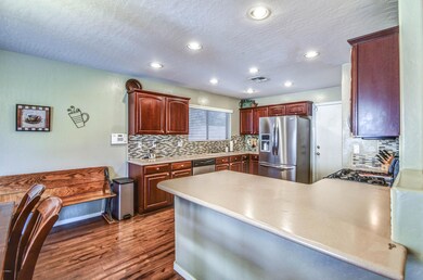 KITCHEN 1