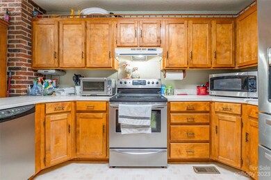 201 Horton Rd, Gastonia, NC 28052 - photo 7