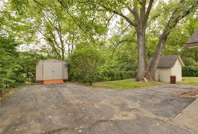 1530 Evergreen Ave, Des Moines, IA 50320 - photo 7