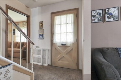 800 Grenada Rd, Columbus, OH 43207 - photo 7