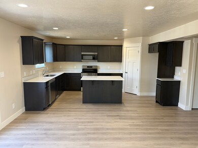 443 N 500 E unit LOT 2, Salem, UT 84653 - photo 3