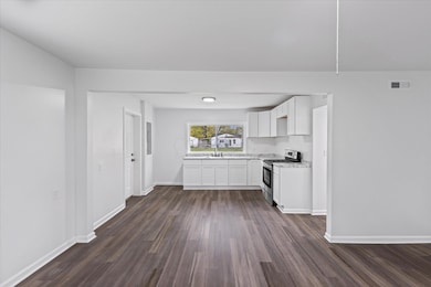 868 Koebel Ave, Columbus, OH 43207 - photo 7