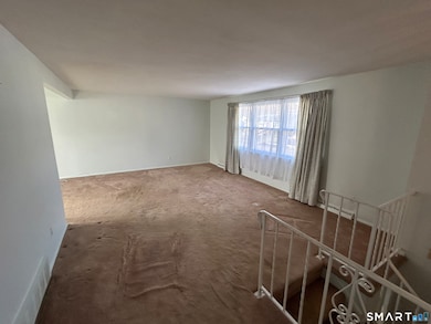 47 Williamson Rd, Hamden, CT 06517 - photo 2